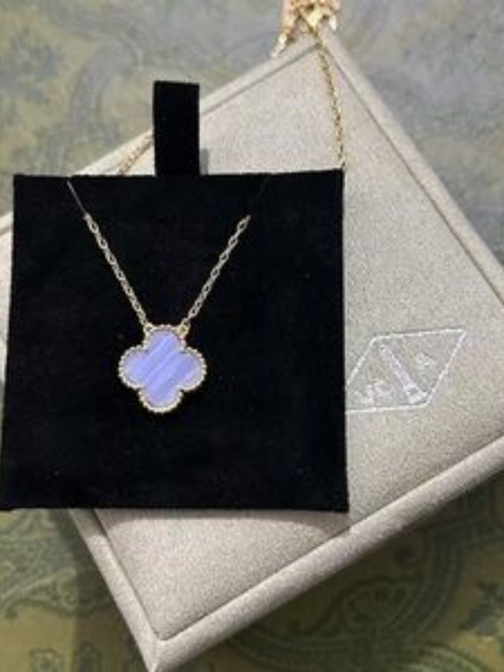 Van Cleef & Arpels 18k gold purple chalcedony necklace